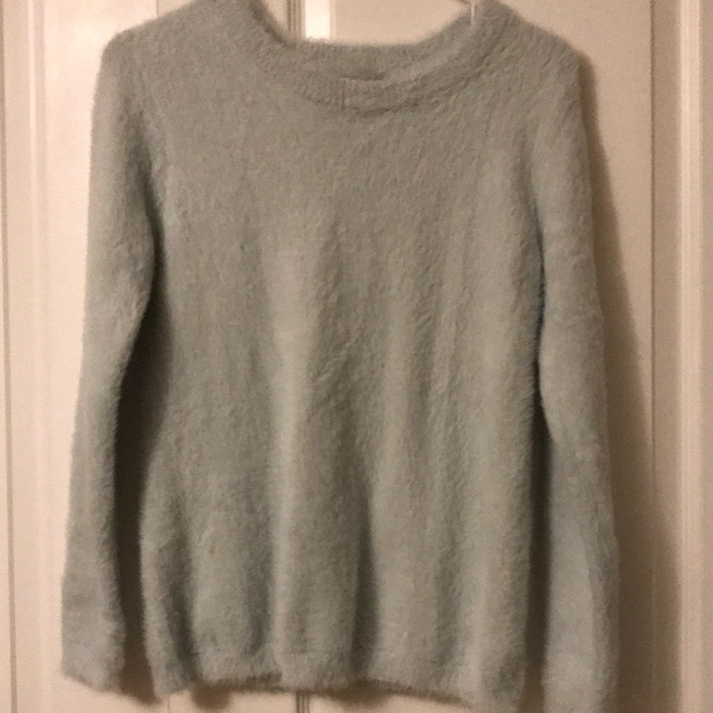 Ellen Tracy sweater small